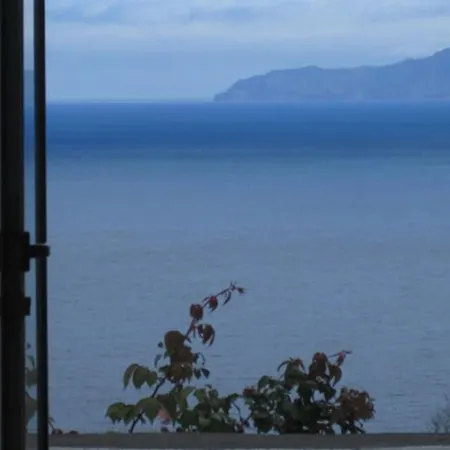 Casa Do Poente - O Ceu E O Limite * Santana (Azores)